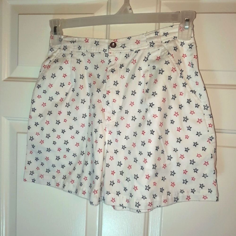 Vintage 90's Liz Claiborne sz. 10 Lizsport petite white shorts red & blue stars